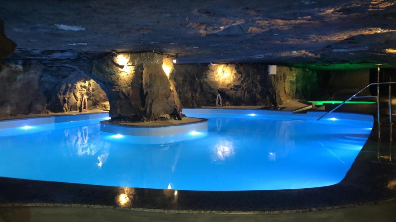 Hotel E Restaurante Belvedere Mina Ametista do Sul エクステリア 写真